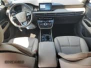 ✅ 2021 Lincoln Corsair Reserve • VIN: 5LMCJ2C92MUL03482 • Lot: 63692525. Wystawiony na Copart z przebiegiem 45 593 mil. Bezpłatny archiwum sprzedaży aukcyjnych z USA i szczegółowy raport historii pojazdu na DreamBid. Zdjęcie 8.