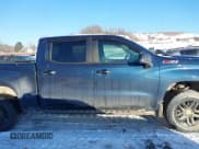 ✅ 2022 Chevrolet Silverado 1500 LT Trail Boss • VIN: 3GCPYFEL9NG210466 • Lot: 41393751. Wystawiony na IAAI z przebiegiem 74 128 mil. Bezpłatny archiwum sprzedaży aukcyjnych z USA i szczegółowy raport historii pojazdu na DreamBid. Zdjęcie 13.