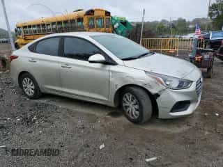 2019 Hyundai Accent SE with VIN 3KPC24A31KE064792, listed as a Copart auction lot 86462105 with 190,259 mi miles and Clean title. Bid and sale history available at DreamBid. Image 4.
