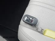 ✅ 2024 Honda HR-V EX-L • VIN: 3CZRZ2H78RM726056 • Lot: 43880059. Listed on IAAI with 30,863 mi. Free auction sales archive from the USA and detailed vehicle history report at DreamBid. Image 11.