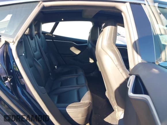 ✅ 2014 Tesla Model S P85D • VIN: 5YJSA1H2XEFP65002 • Lot: 43798059. Listed on IAAI with Not provided. Free auction sales archive from the USA and detailed vehicle history report at DreamBid. Image 8.