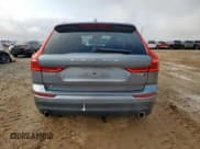 ✅ 2021 Volvo XC60 Momentum • VIN: YV4102RK1M1822775 • Lot: 70161005. Wystawiony na Copart z przebiegiem 40 855 mil. Bezpłatny archiwum sprzedaży aukcyjnych z USA i szczegółowy raport historii pojazdu na DreamBid. Zdjęcie 6.