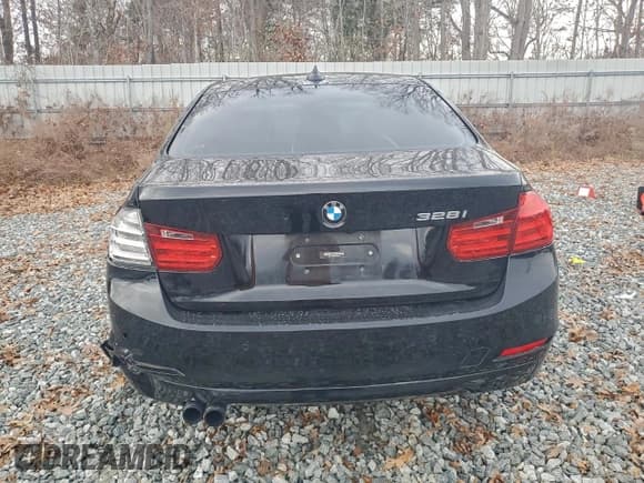 ✅ 2012 BMW 3 Series 328i • VIN: WBA3A5C50CF344019 • Lot: 94687165. Wystawiony na Copart z przebiegiem 146 163 mil. Bezpłatny archiwum sprzedaży aukcyjnych z USA i szczegółowy raport historii pojazdu na DreamBid. Zdjęcie 6.