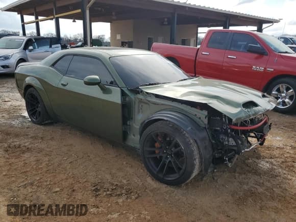 ✅ 2020 Dodge Challenger SRT Hellcat Redeye Widebody • VIN: 2C3CDZL98LH209622 • Lot: 45507044. Listed on Copart with 10,396 mi. Free auction sales archive from the USA and detailed vehicle history report at DreamBid. Image 4.