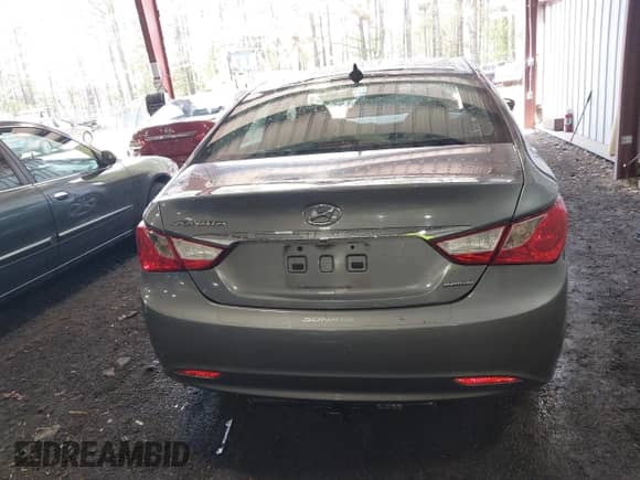 2013 Hyundai Sonata SE with VIN 5NPEC4ACXDH678597, listed as a IAAI auction lot 42026426 with 94,671 mi miles and . Bid and sale history available at DreamBid. Image 17.