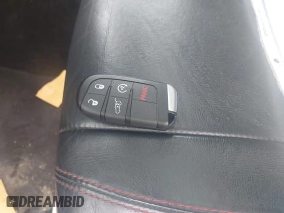 ✅ 2018 Dodge Durango GT • VIN: 1C4RDJDG9JC101935 • Лот: 41080333. Опубликован ранее на IAAI с пробегом 81 390 миль. Бесплатный доступ к архиву аукционных продаж из США и подробный отчёт об истории автомобиля на DreamBid. Изображение 11.