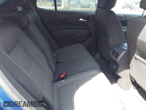 ✅ 2021 Chevrolet Equinox LT • VIN: 3GNAXUEV1ML302604 • Lot: 43218759. Wystawiony na IAAI z przebiegiem 117 649 mil. Bezpłatny archiwum sprzedaży aukcyjnych z USA i szczegółowy raport historii pojazdu na DreamBid. Zdjęcie 8.