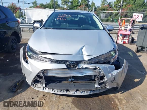 ✅ 2024 Toyota Corolla LE • VIN: 5YFB4MDE2RP105037 • Lot: 42811776. Wystawiony na IAAI z przebiegiem 40 841 mil. Bezpłatny archiwum sprzedaży aukcyjnych z USA i szczegółowy raport historii pojazdu na DreamBid. Zdjęcie 12.