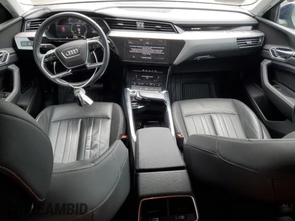 ✅ 2021 Audi e-tron Premium • VIN: WA11AAGE8MB007596 • Lot: 51938424. Listed on Copart with 31,407 mi. Free auction sales archive from the USA and detailed vehicle history report at DreamBid. Image 8.