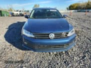 ✅ 2017 Volkswagen Jetta SEL • VIN: 3VWL17AJ9HM289783 • Lot: 89889325. Listed on Copart with 76,726 mi. Free auction sales archive from the USA and detailed vehicle history report at DreamBid. Image 5.