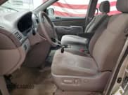 ✅ 2007 Toyota Sienna LE • VIN: 5TDZK23C17S089944 • Lot: 90467795. Wystawiony na Copart z przebiegiem 210 218 mil. Bezpłatny archiwum sprzedaży aukcyjnych z USA i szczegółowy raport historii pojazdu na DreamBid. Zdjęcie 7.