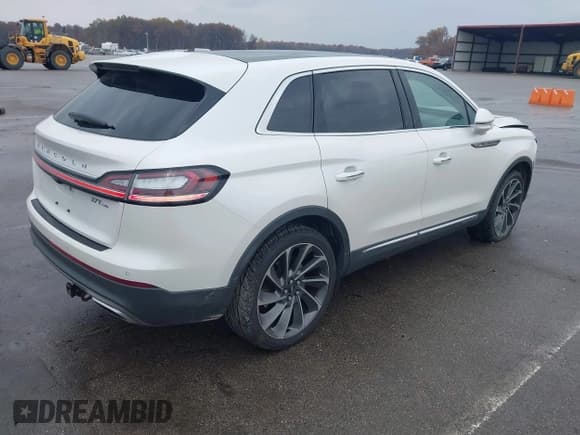 ✅ 2019 Lincoln Nautilus Reserve • VIN: 2LMPJ8LP2KBL19890 • Лот: 43643301. Опубликован ранее на IAAI с пробегом 109 743 миль. Бесплатный доступ к архиву аукционных продаж из США и подробный отчёт об истории автомобиля на DreamBid. Изображение 4.