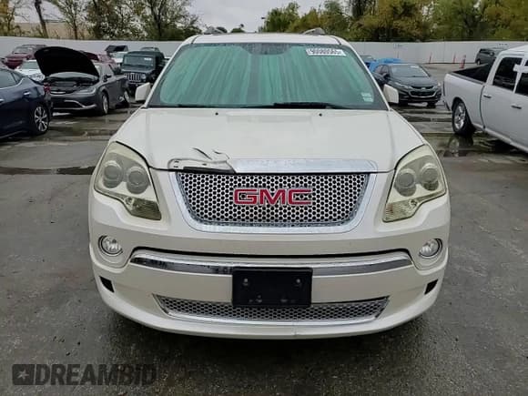 ✅ 2012 GMC Acadia Denali • VIN: 1GKKVTED1CJ384803 • Lot: 90080565. Listed on Copart with 101,735 mi. Free auction sales archive from the USA and detailed vehicle history report at DreamBid. Image 14.