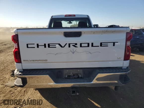 ✅ 2023 Chevrolet Silverado 2500HD • VIN: 1GC3YNEY0PF104870 • Lot: 77604894. Wystawiony na Copart z przebiegiem 49 877 mil. Bezpłatny archiwum sprzedaży aukcyjnych z USA i szczegółowy raport historii pojazdu na DreamBid. Zdjęcie 6.