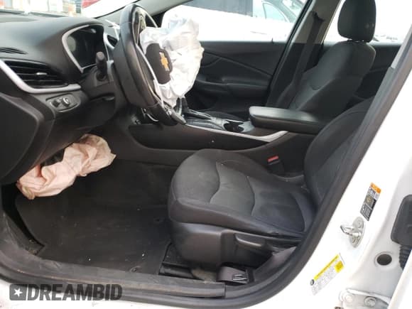 ✅ 2017 Chevrolet Volt LT • VIN: 1G1RC6S54HU125123 • Lot: 82234733. Wystawiony na Copart z przebiegiem Nie podano. Bezpłatny archiwum sprzedaży aukcyjnych z USA i szczegółowy raport historii pojazdu na DreamBid. Zdjęcie 7.