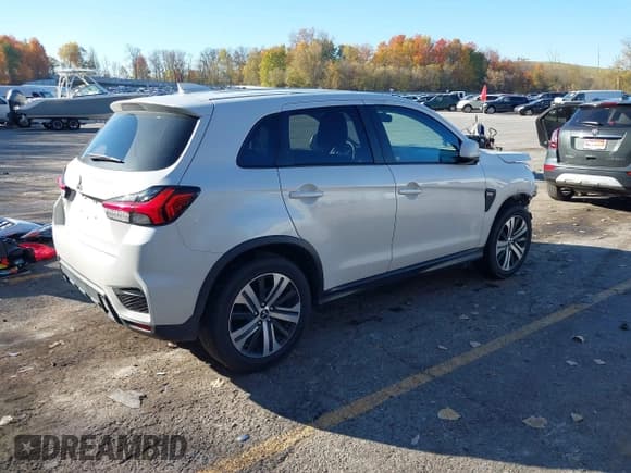 ✅ 2020 Mitsubishi Outlander ES • VIN: JA4AR3AU6LU014019 • Lot: 43585672. Listed on IAAI with 76,459 mi. Free auction sales archive from the USA and detailed vehicle history report at DreamBid. Image 4.