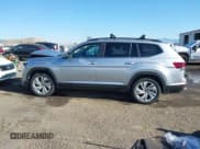 ✅ 2021 Volkswagen Atlas SE • VIN: 1V2KR2CA9MC516634 • Лот: 43514606. Опубликован ранее на IAAI с пробегом 122 711 миль. Бесплатный доступ к архиву аукционных продаж из США и подробный отчёт об истории автомобиля на DreamBid. Изображение 14.