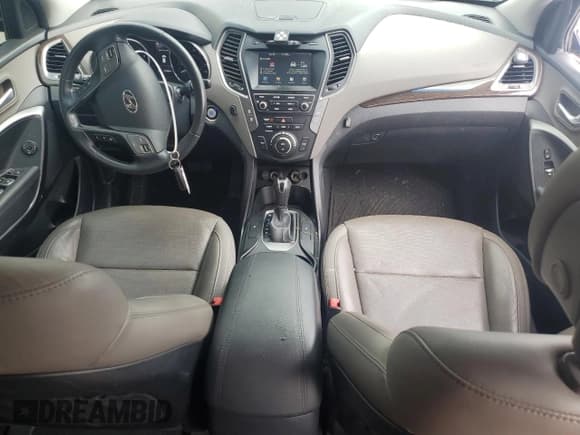 ✅ 2017 Hyundai Santa Fe 2.4L • VIN: 5NMZUDLB2HH029690 • Лот: 64961044. Опубликован ранее на Copart с пробегом 131 246 миль. Бесплатный доступ к архиву аукционных продаж из США и подробный отчёт об истории автомобиля на DreamBid. Изображение 8.