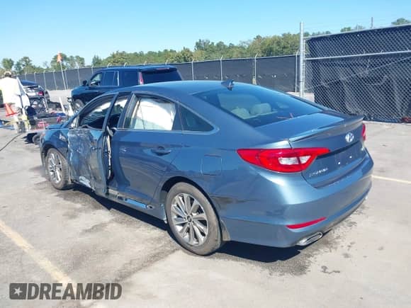 2017 Hyundai Sonata Sport с VIN 5NPE34AF5HH565172, выставлен на аукционе IAAI как лот 43451534 с пробегом 56 766 миль миль и . История ставок и продаж доступна на DreamBid. Изображение 3.