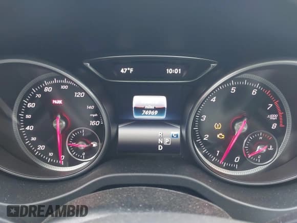 ✅ 2019 Mercedes-Benz CLA 250 • VIN: WDDSJ4EB6KN722477 • Lot: 41377046. Wystawiony na IAAI z przebiegiem 74 969 mil. Bezpłatny archiwum sprzedaży aukcyjnych z USA i szczegółowy raport historii pojazdu na DreamBid. Zdjęcie 15.