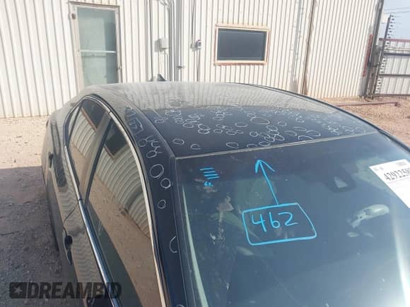 2019 Toyota Camry LE z VIN 4T1B11HK9KU725556, wystawiony jako IAAI lot #42922588 z przebiegiem 138 969 mil mil oraz . Historia ofert i sprzedaży dostępna na DreamBid. Obrazek 6.