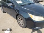 ✅ 2013 Buick LaCrosse Leather • VIN: 1G4GC5E39DF330143 • Лот: 43151216. Опубликован ранее на IAAI с пробегом 170 634 миль. Бесплатный доступ к архиву аукционных продаж из США и подробный отчёт об истории автомобиля на DreamBid. Изображение 6.