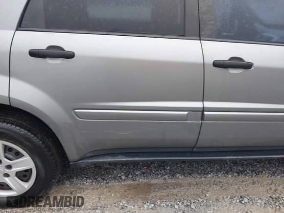 ✅ 2005 Chevrolet Equinox LS • VIN: 2CNDL23F956088335 • Lot: 43530406. Wystawiony na IAAI z przebiegiem 210 392 mil. Bezpłatny archiwum sprzedaży aukcyjnych z USA i szczegółowy raport historii pojazdu na DreamBid. Zdjęcie 13.