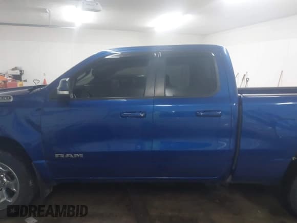 ✅ 2019 Ram 1500 Big Horn • VIN: 1C6RRFBG4KN784867 • Lot: 41406891. Wystawiony na IAAI z przebiegiem 83 654 mil. Bezpłatny archiwum sprzedaży aukcyjnych z USA i szczegółowy raport historii pojazdu na DreamBid. Zdjęcie 14.