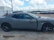✅ 2018 Dodge Challenger R/T • VIN: 2C3CDZBT9JH128350 • Lot: 43209044. Wystawiony na IAAI z przebiegiem 60 231 mil. Bezpłatny archiwum sprzedaży aukcyjnych z USA i szczegółowy raport historii pojazdu na DreamBid. Zdjęcie 14.