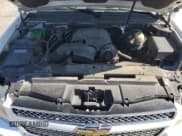 ✅ 2009 Chevrolet Suburban 1LT • VIN: 1GNFK263X9R238097 • Lot: 76802454. Wystawiony na Copart z przebiegiem 235 161 mil. Bezpłatny archiwum sprzedaży aukcyjnych z USA i szczegółowy raport historii pojazdu na DreamBid. Zdjęcie 12.