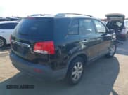 ✅ 2011 Kia Sorento LX • VIN: 5XYKT3A18BG108761 • Лот: 43351958. Опубликован ранее на IAAI с пробегом 176 418 миль. Бесплатный доступ к архиву аукционных продаж из США и подробный отчёт об истории автомобиля на DreamBid. Изображение 4.