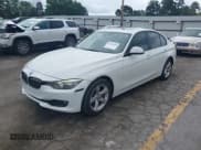 ✅ 2012 BMW 3 Series 328i • VIN: WBA3A5C52CF341655 • Лот: 43333904. Опубликован ранее на IAAI с пробегом 176 000 миль. Бесплатный доступ к архиву аукционных продаж из США и подробный отчёт об истории автомобиля на DreamBid. Изображение 2.