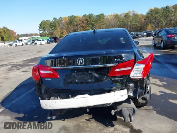 ✅ 2016 Acura RLX Technology • VIN: JH4KC1F57GC000500 • Lot: 43603180. Wystawiony na IAAI z przebiegiem 55 989 mil. Bezpłatny archiwum sprzedaży aukcyjnych z USA i szczegółowy raport historii pojazdu na DreamBid. Zdjęcie 17.