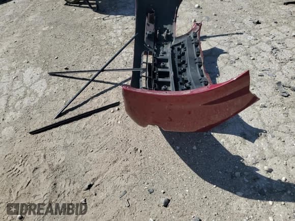 ✅ 2011 Chevrolet Malibu 2LT • VIN: 1G1ZD5E12BF153983 • Lot: 68011214. Listed on Copart with 139,351 mi. Free auction sales archive from the USA and detailed vehicle history report at DreamBid. Image 12.