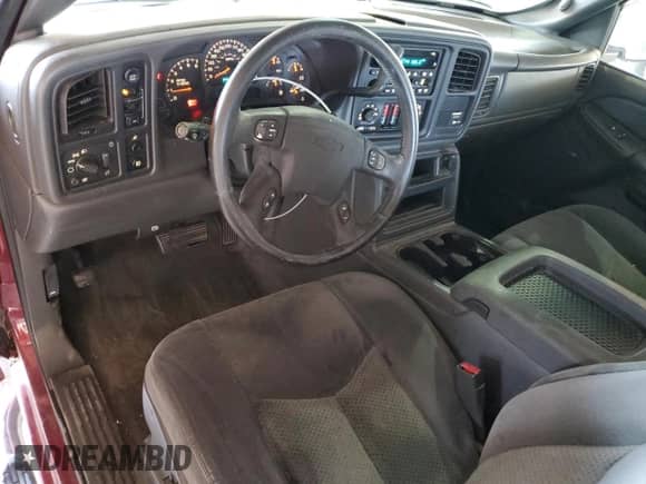 ✅ 2004 Chevrolet Silverado 1500 Z71 • VIN: 2GCEK19T141230921 • Lot: 67518724. Wystawiony na Copart z przebiegiem 108 803 mil mil. Skorzystaj z bezpłatnego archiwum sprzedaży aukcyjnych z USA i zobacz szczegółowy raport historii pojazdu na DreamBid. Zdjęcie 8.