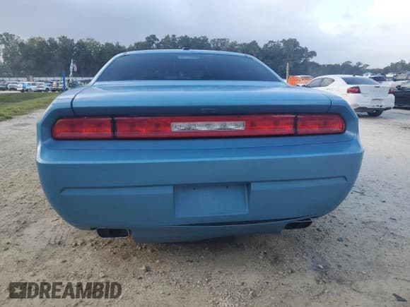 ✅ 2012 Dodge Challenger SXT Plus • VIN: 2C3CDYAG7CH100693 • Лот: 84772665. Опубликован ранее на Copart с пробегом 129 067 миль. Бесплатный доступ к архиву аукционных продаж из США и подробный отчёт об истории автомобиля на DreamBid. Изображение 6.