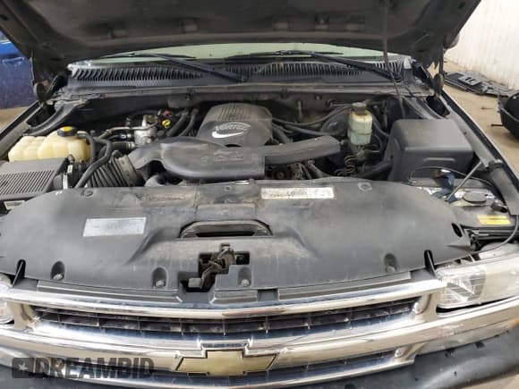 ✅ 2001 Chevrolet Suburban LT • VIN: 1GNFK16T11J221234 • Лот: 52390235. Опубликован ранее на Copart с пробегом 139 757 миль. Бесплатный доступ к архиву аукционных продаж из США и подробный отчёт об истории автомобиля на DreamBid. Изображение 12.