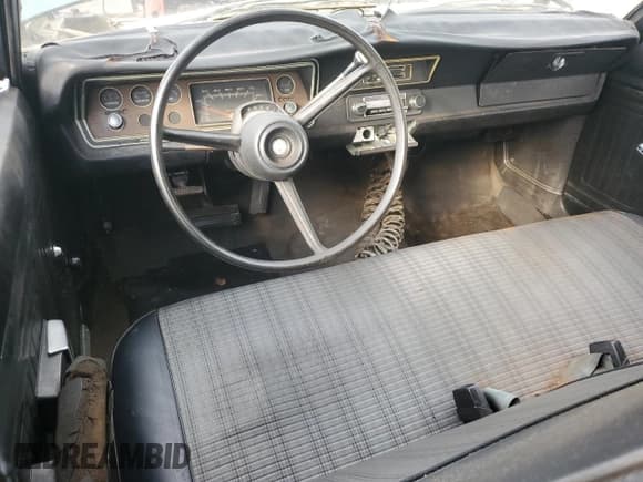 ✅ 1975 Plymouth Valiant • VIN: VL41C5F194310 • Lot: 55693895. Listed on Copart with 72,715 mi. Free auction sales archive from the USA and detailed vehicle history report at DreamBid. Image 8.