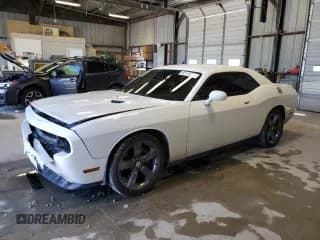 ✅ 2013 Dodge Challenger SXT • VIN: 2C3CDYAG3DH570057 • Lot: 60176214. Wystawiony na Copart z przebiegiem Nie podano. Bezpłatny archiwum sprzedaży aukcyjnych z USA i szczegółowy raport historii pojazdu na DreamBid. Zdjęcie 1.