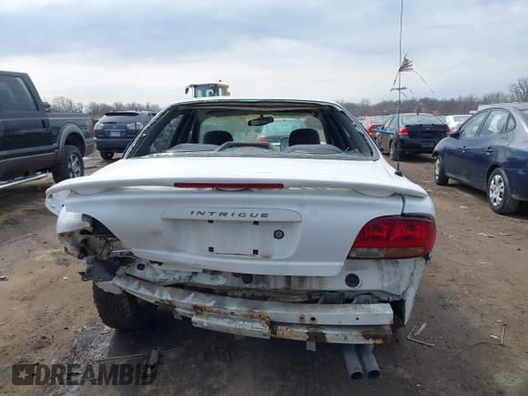 ✅ 1998 Oldsmobile Intrigue GX • VIN: 1G3WH52K1WF324126 • Lot: 41706270. Listed on IAAI with 259,817 mi. Free auction sales archive from the USA and detailed vehicle history report at DreamBid. Image 16.