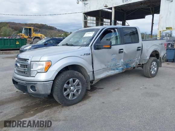 ✅ 2013 Ford F-150 Platinum • VIN: 1FTFW1EF2DFA03125 • Lot: 43504670. Listed on IAAI with 100,176 mi. Free auction sales archive from the USA and detailed vehicle history report at DreamBid. Image 2.