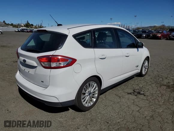 ✅ 2017 Ford C-Max SE • VIN: 1FADP5EU8HL105827 • Lot: 47636615. Wystawiony na Copart z przebiegiem 103 191 mil. Bezpłatny archiwum sprzedaży aukcyjnych z USA i szczegółowy raport historii pojazdu na DreamBid. Zdjęcie 3.