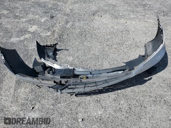 ✅ 2006 Hyundai Azera SE • VIN: KMHFC46F66A121649 • Lot: 71426215. Listed on Copart with 173,484 mi. Free auction sales archive from the USA and detailed vehicle history report at DreamBid. Image 12.