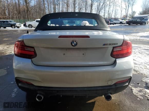 ✅ 2015 BMW 2 Series M235i • VIN: WBA1M1C53FV393443 • Lot: 44038885. Wystawiony na Copart z przebiegiem 69 299 mil. Bezpłatny archiwum sprzedaży aukcyjnych z USA i szczegółowy raport historii pojazdu na DreamBid. Zdjęcie 6.