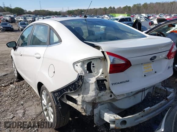 ✅ 2018 Ford Fiesta Titanium • VIN: 3FADP4CJ0JM138926 • Lot: 41578956. Listed on IAAI with 152,579 mi. Free auction sales archive from the USA and detailed vehicle history report at DreamBid. Image 3.
