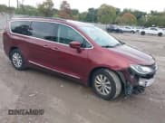 ✅ 2017 Chrysler Pacifica Touring L • VIN: 2C4RC1BG6HR535527 • Лот: 43446860. Опубликован ранее на IAAI с пробегом 138 961 миль. Бесплатный доступ к архиву аукционных продаж из США и подробный отчёт об истории автомобиля на DreamBid. Изображение 1.