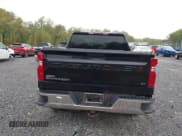 ✅ 2022 Chevrolet Silverado 1500 LT • VIN: 1GCUYDED1NZ122270 • Lot: 43228395. Listed on IAAI with 113,230 mi. Free auction sales archive from the USA and detailed vehicle history report at DreamBid. Image 16.