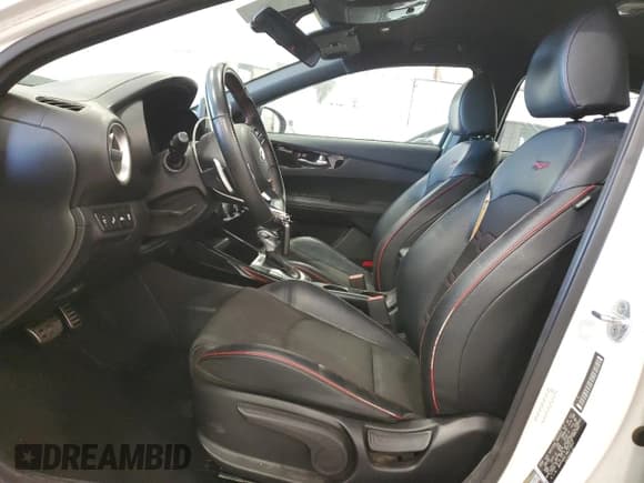 ✅ 2021 Kia Forte GT • VIN: 3KPF44AC1ME273637 • Lot: 80811945. Listed on Copart with 85,555 mi. Free auction sales archive from the USA and detailed vehicle history report at DreamBid. Image 7.