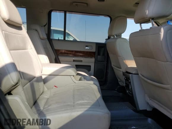 ✅ 2010 Ford Flex Limited • VIN: 2FMHK6DT2ABD02647 • Lot: 84448345. Listed on Copart with 218,459 mi. Free auction sales archive from the USA and detailed vehicle history report at DreamBid. Image 11.