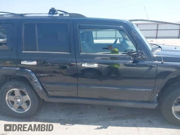 ✅ 2006 Jeep Commander • VIN: 1J8HG48N26C132053 • Лот: 42719052. Опубликован ранее на IAAI с пробегом 187 683 миль. Бесплатный доступ к архиву аукционных продаж из США и подробный отчёт об истории автомобиля на DreamBid. Изображение 13.